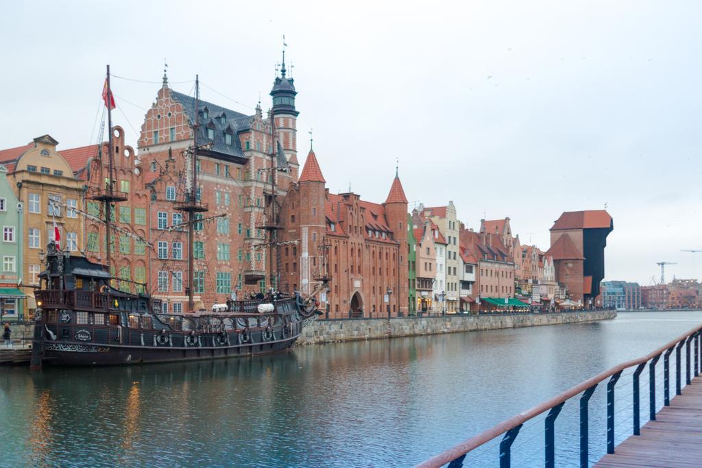 Apartament Swietojanska Gdansk Exterior photo
